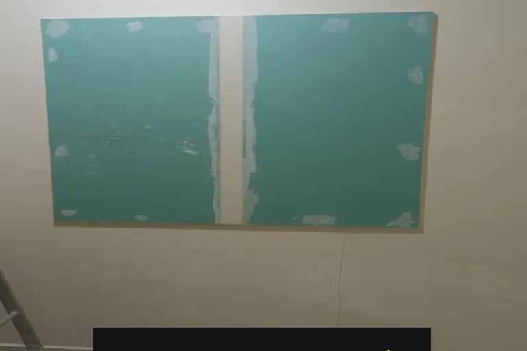 الرئيسية معرض اعمالنا الشرقية عازل صوت للشبابيك الشرقية 0559854881 عازل صوت لشبابيك الدمام الخ