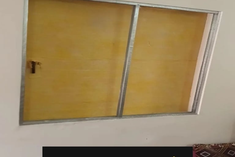 الرئيسية معرض اعمالنا الشرقية عازل صوت للشبابيك الشرقية 0559854881 عازل صوت لشبابيك الدمام الخ