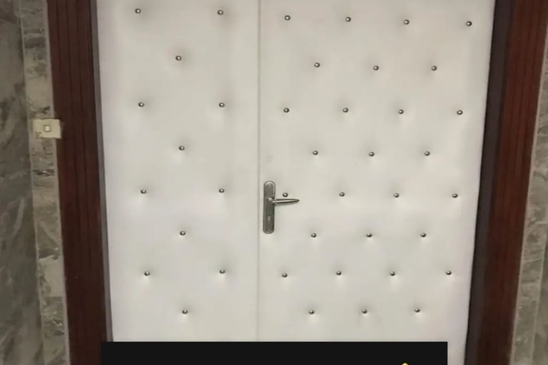 عزل الباب من الصوت بالقطيف