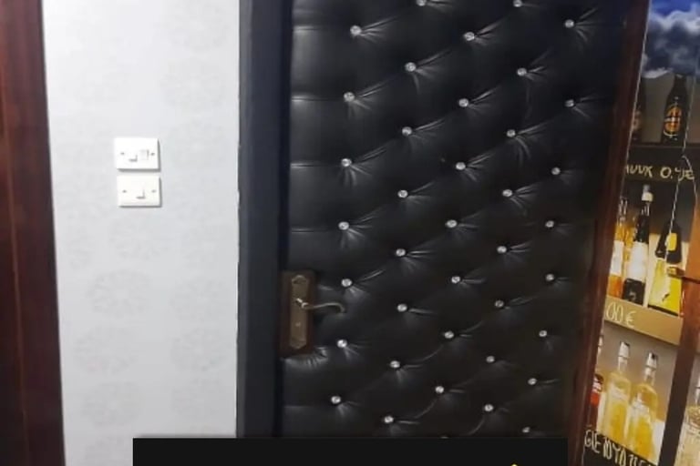 عازل الصوت للباب الخبر