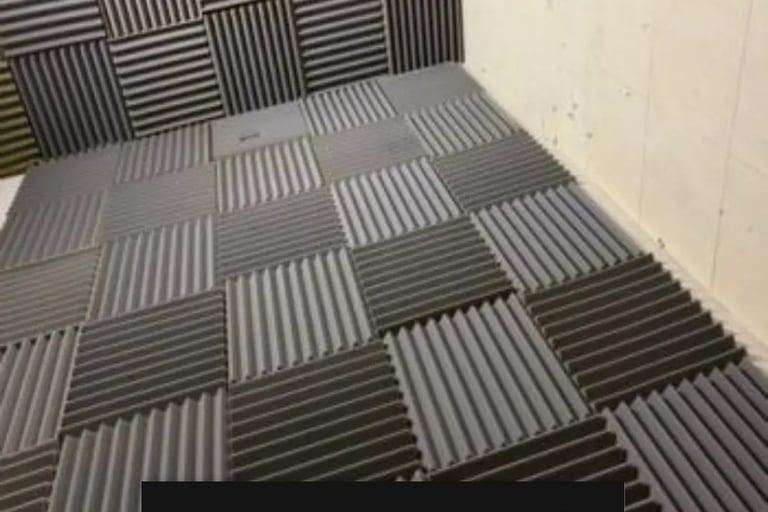 عازل صوت ارضيات https://decorationworld.shop/