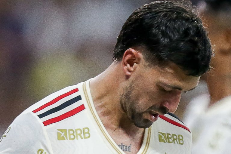 Arrascaeta sentiu lesão contra o ceará.