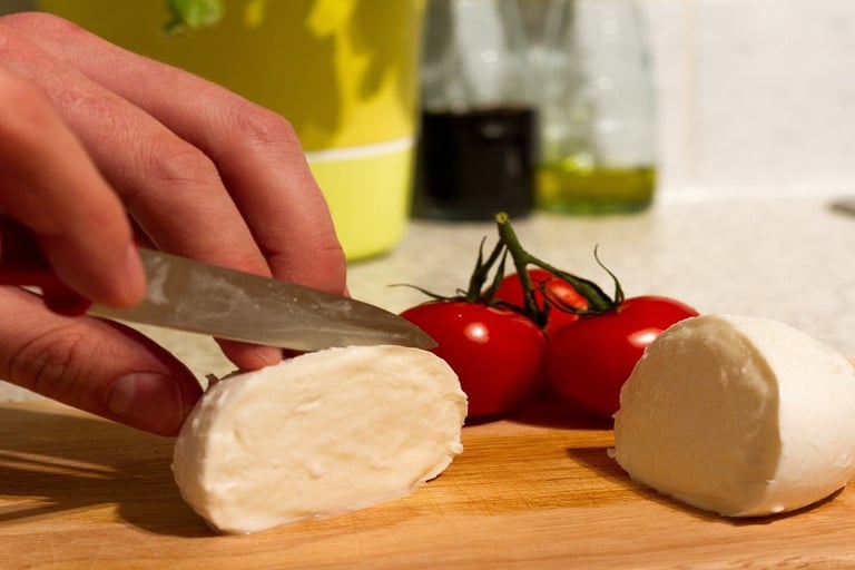 Mozzarella and tomatoes