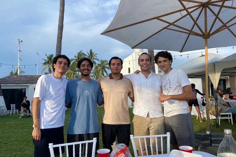 Eduardo Zepeda, Manny Rivera, Christian Rivera, Juan Pablo Sandoval, Leonardo Zepeda