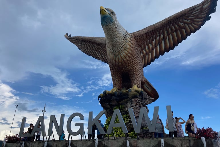Dataran Lang