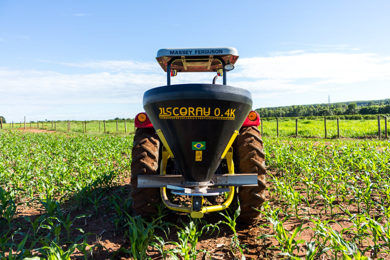 Distribuidor de fertilizantes JLS Corau 0.4k