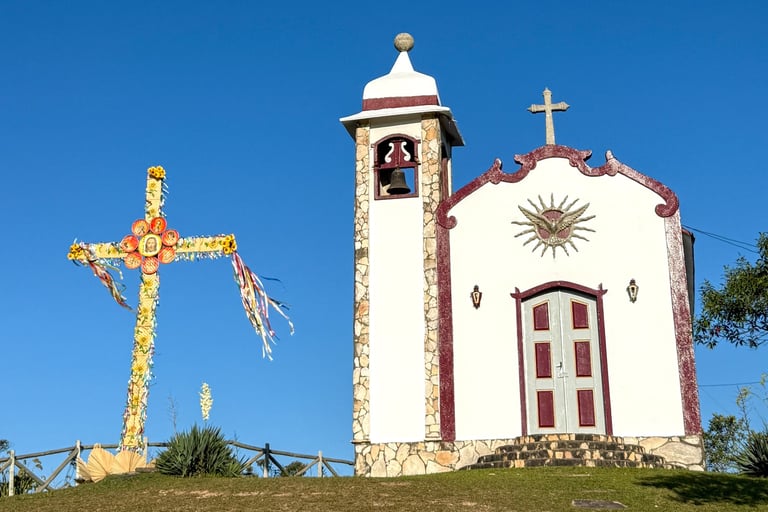 Igreja do Morro redondo em Ipoema, Minas Gerais