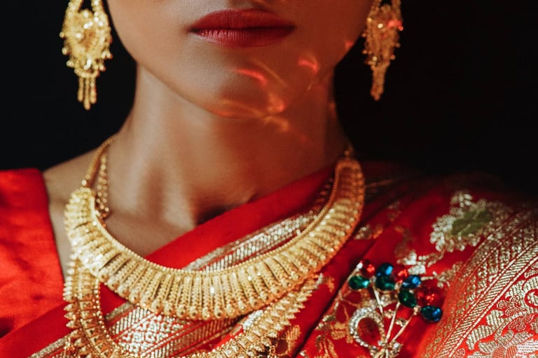 a woman in a red sari sari