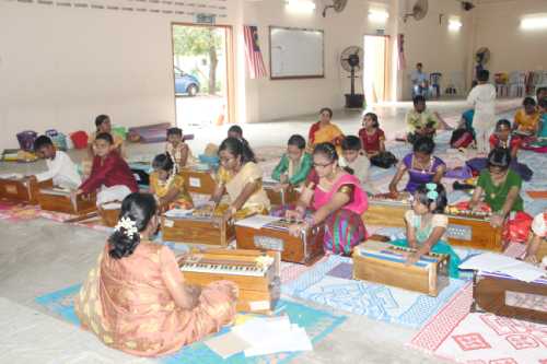 Mataji Laxmi harmonium performance