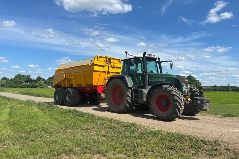 trekker met aanhanger