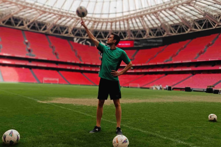 Animación de fútbol con freestylers en San Mamés para el Athletic Club
