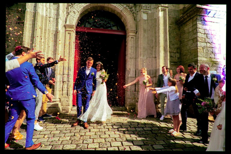 Eglise et confettis | rollbak | Photographe mariage Lille - Dunkerque - Arras