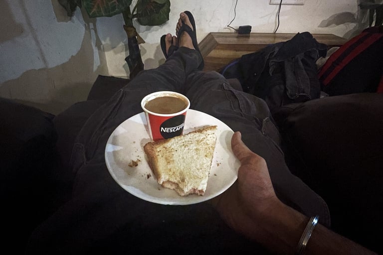 Me, chilling at the train station lounge, waiting for my train.