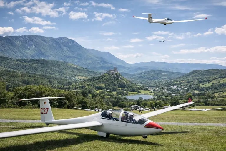 Vol à voile à l’aérodrome de Puivert près de Quillan