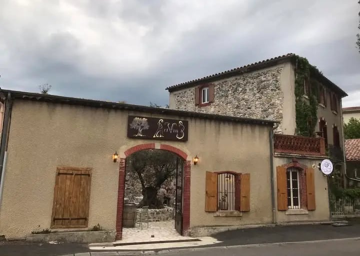 ArtVin3 wine bar in Quillan serving local wines
