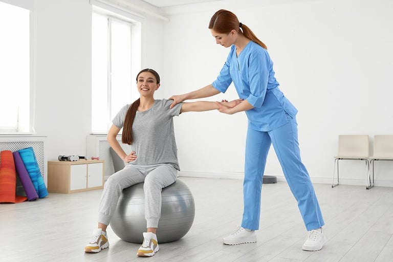 مركز الدقة التخصصي لحالات تقويم العمود الفقري سلطنة عمان , العلاج الطبيعي, اعادة تأهيل, ألم الظهر,