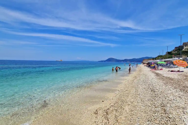 Spiaggia delle Ghiaie in prospettiva - Isola d'Elba