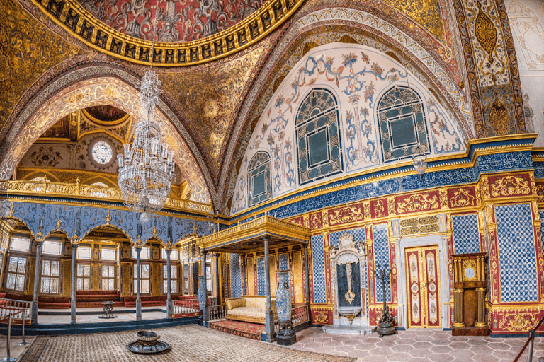 Topkapi Palace Harem, Istanbul best places to visit. How to get to topkapi palace, Topkapi palace