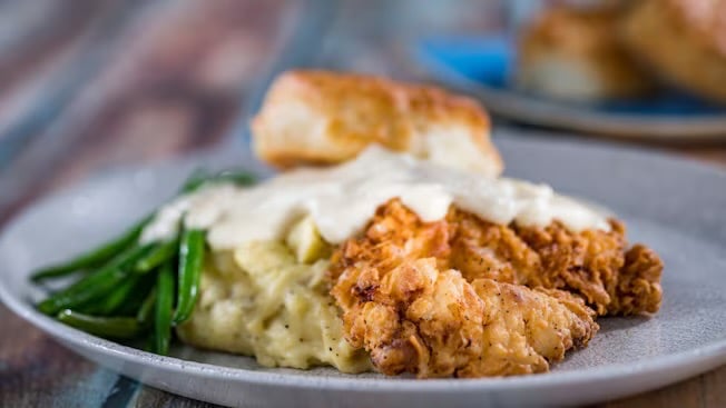 Olivia’s Cafe Fried Chicken Meal