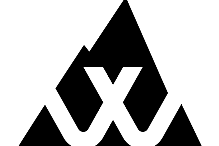 Logo de white camps madrid