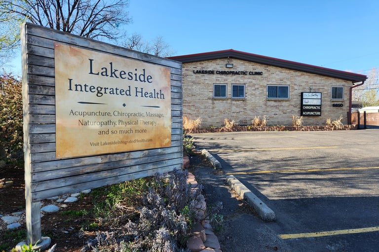 Lakeside Integrated Health Building and Sign