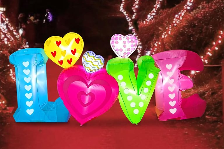 inflatable LOVE decoration