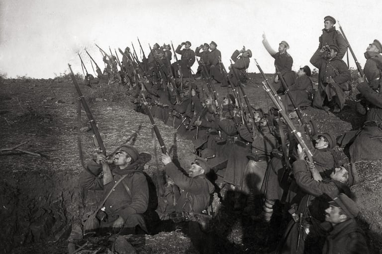 Bulgarian soldiers in a trench during WW1