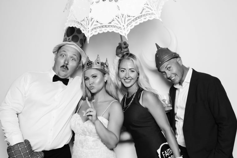 wedding-photo-booth-rental.jpg