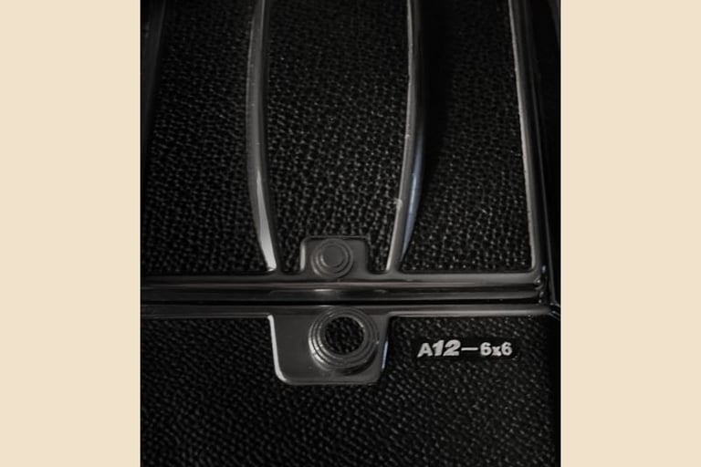 A picture of Hasselblad 500CM, with a A12 back. Creator: Slawek Dejneka