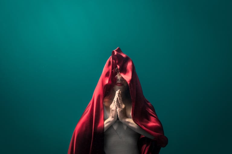 ethereal freediver portrait natural light ocean photography