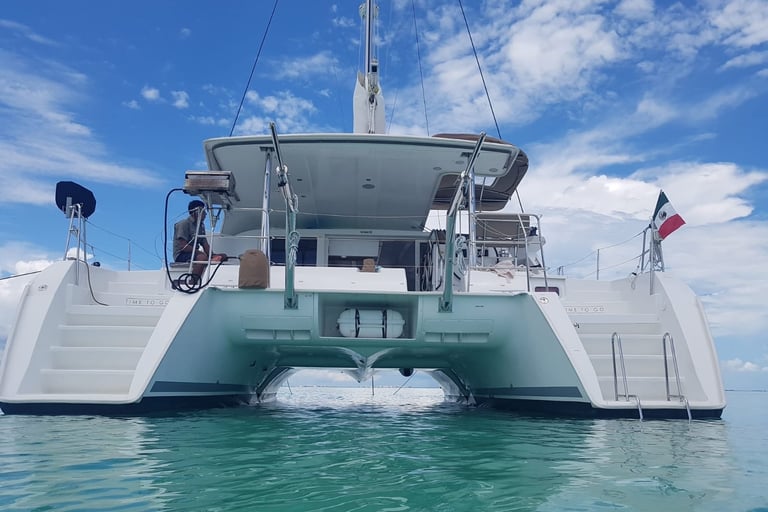 catamaran tour in Cancun and Isla Mujeres