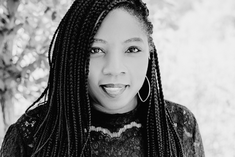 Marian L. Thomas | Award-Winning Author + Motivational Speaker