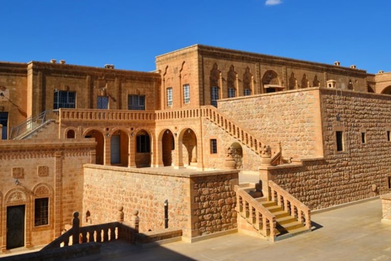 Deyrulzafaran Manastırı