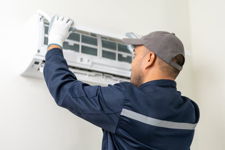 entretien climatisation, nettoyer filtre clim, révision climatisation, maintenance clim, climaticien