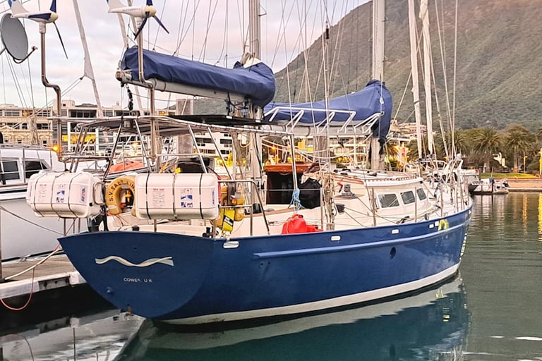 wind shift sailing adventure yacht
