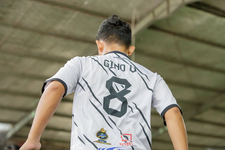 futsal ikan daun