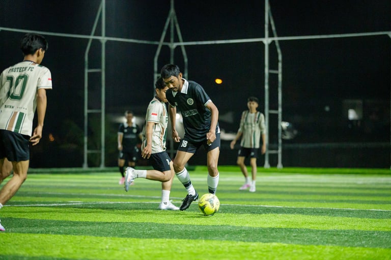 casco staff vs protech