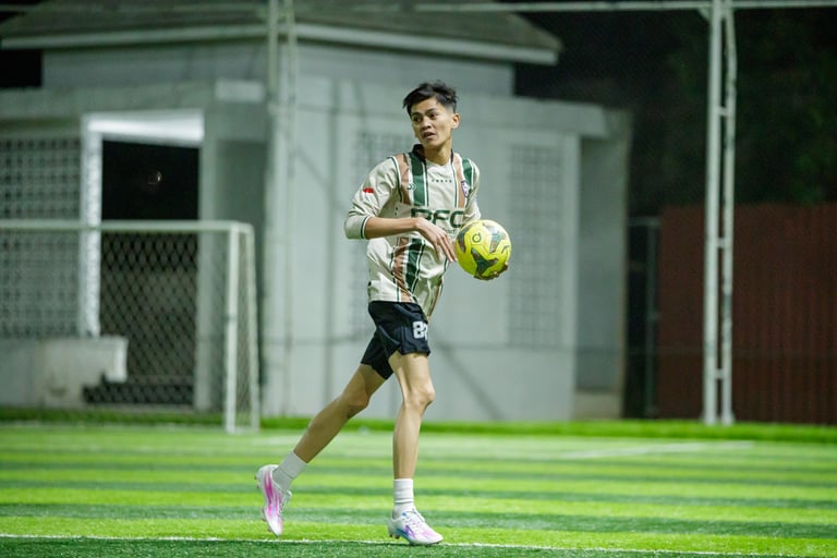 casco staff vs protech