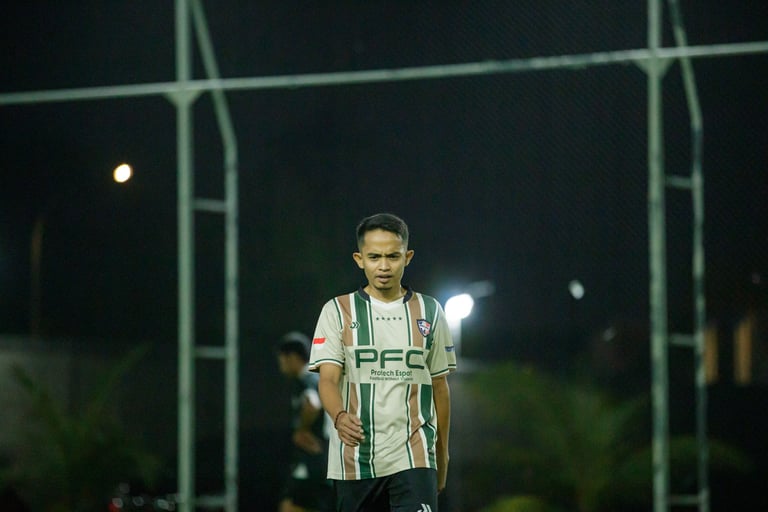 casco staff vs protech