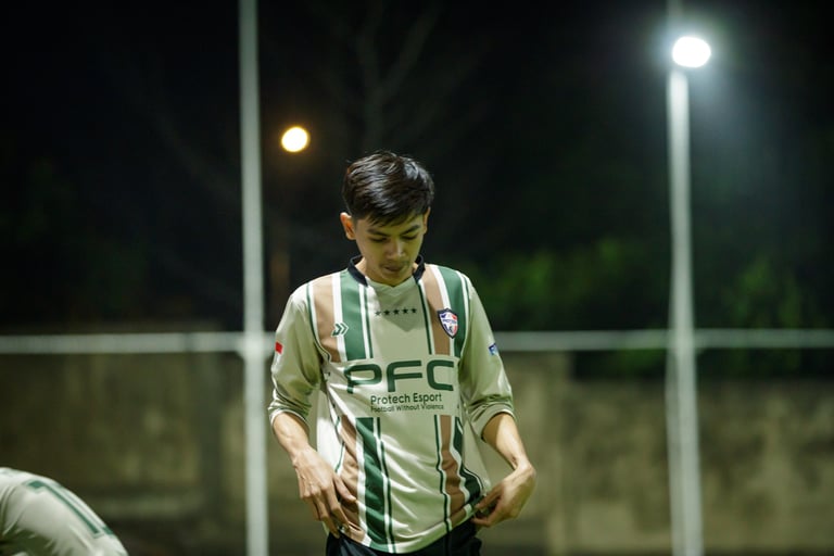 casco staff vs protech