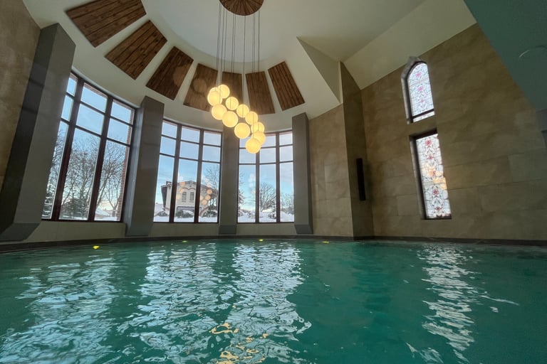 Chapel Pool Ryn