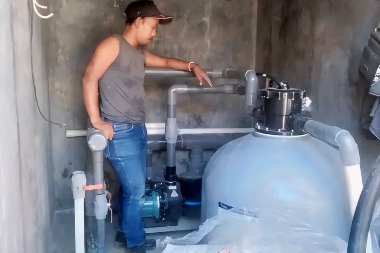 instalasi dan filterasi kolam renang.