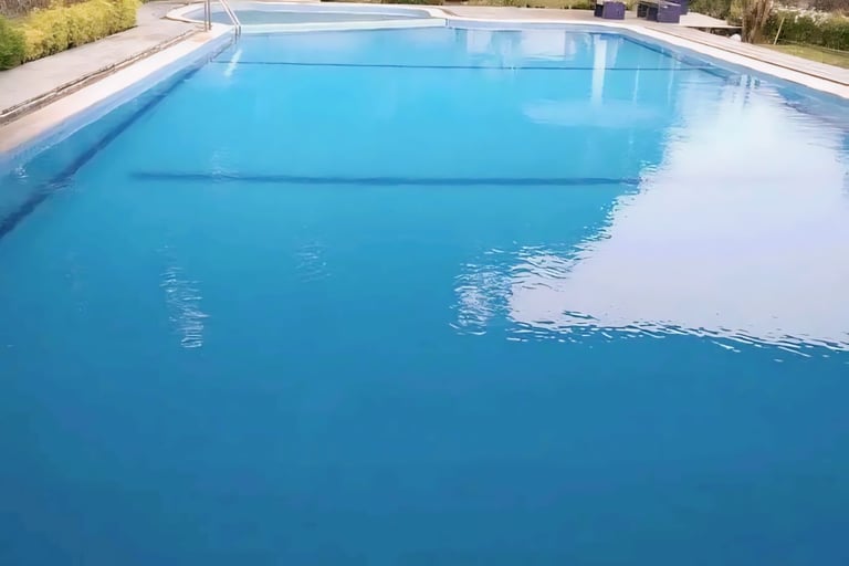 Kolam renang bautan dayanapool di Magelang dengan desain menawan