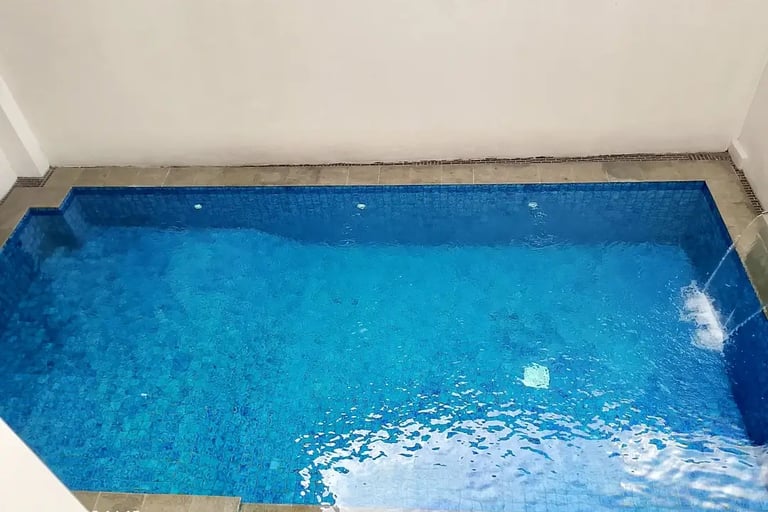 Kolam renang bautan dayanapool di Cilegon dengan desain menawan