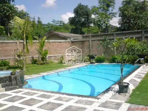 Kolam renang bautan dayanapool di Subang dengan desain menawan
