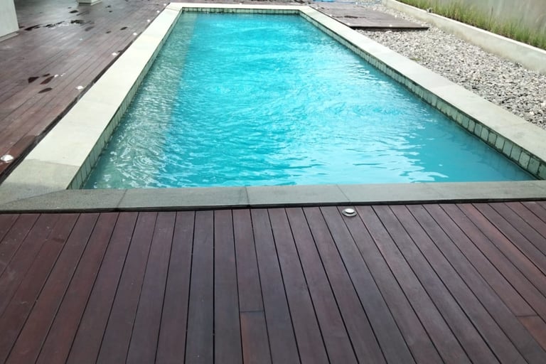 Kolam renang bautan dayanapool di Banten dengan desain menawan