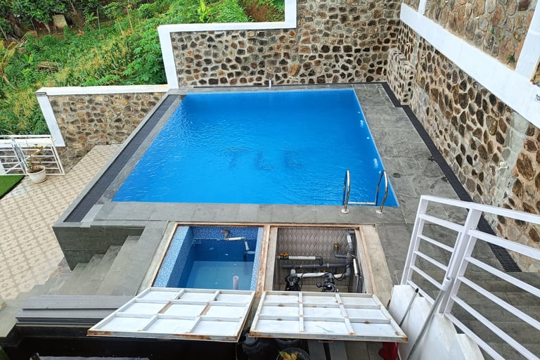kolam renang over flow di villa rancaekek.