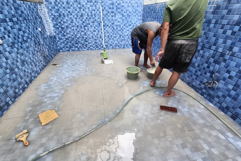 Pembuatan kolam renang di daerah Tegal oleh tim dayanapool