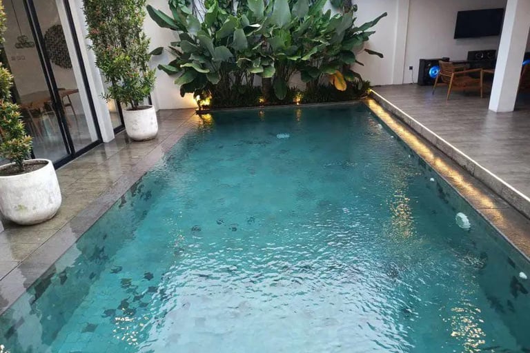 Kolam renang bautan dayanapool di Tasikmalaya dengan desain menawan