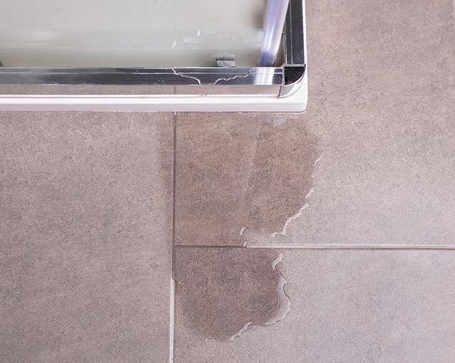 Leaky Silicone in bathroom partition
